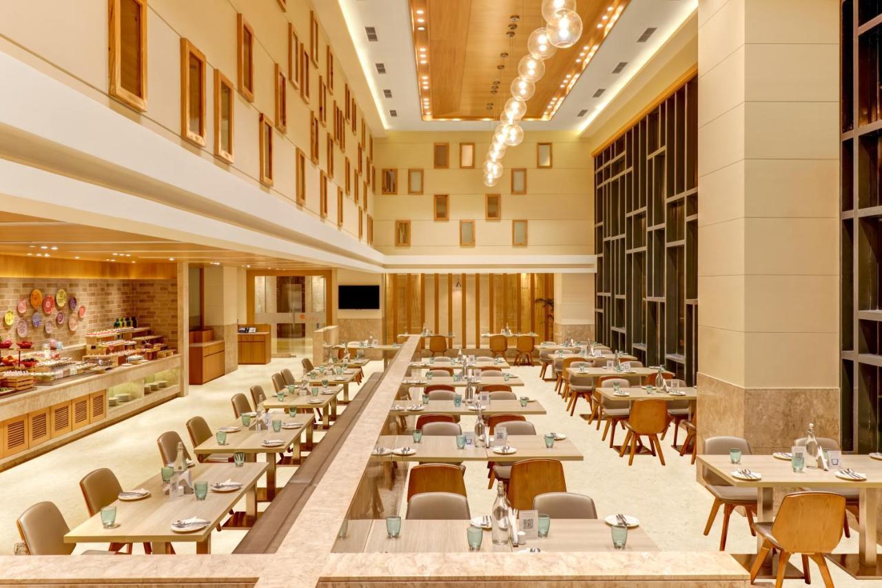 Lemon Tree Premier, Bhubaneswar Hotell Exteriör bild