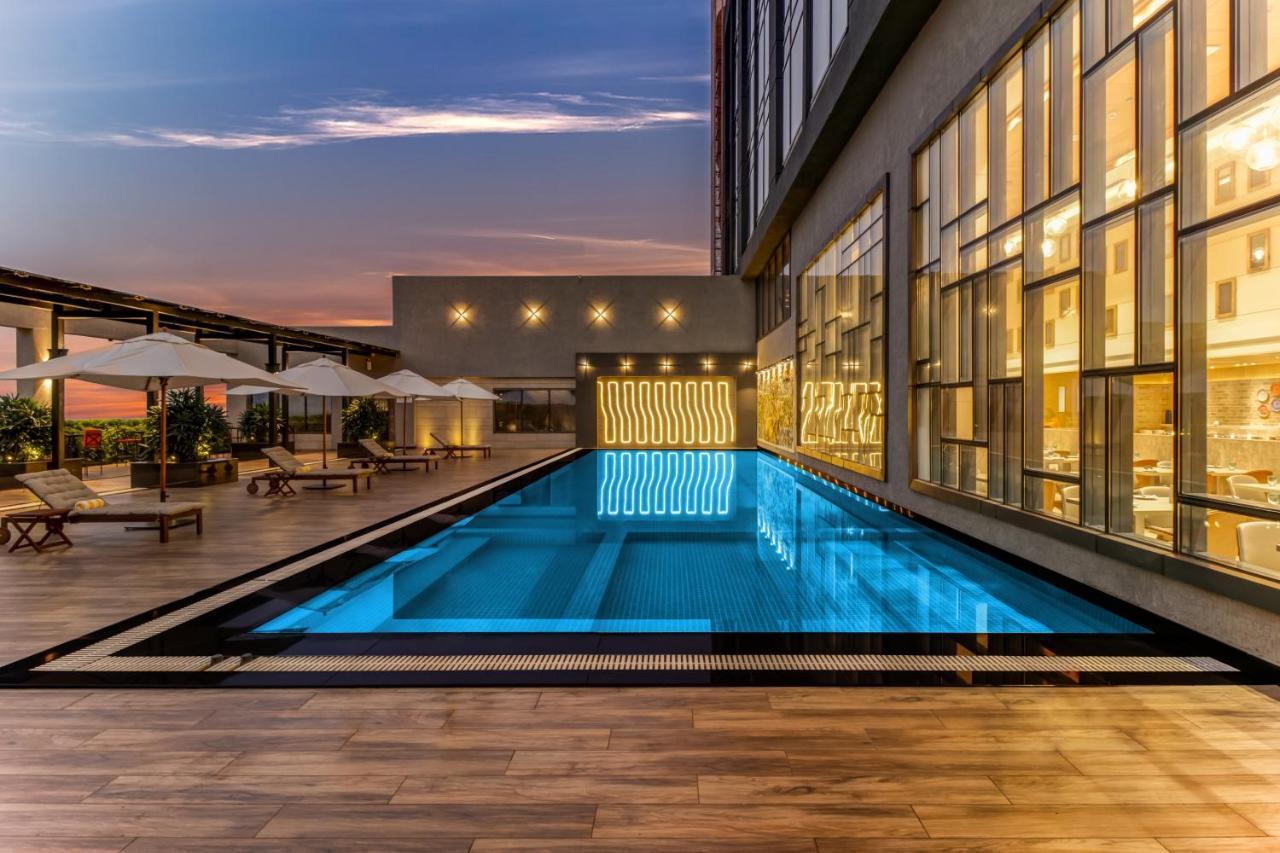 Lemon Tree Premier, Bhubaneswar Hotell Exteriör bild